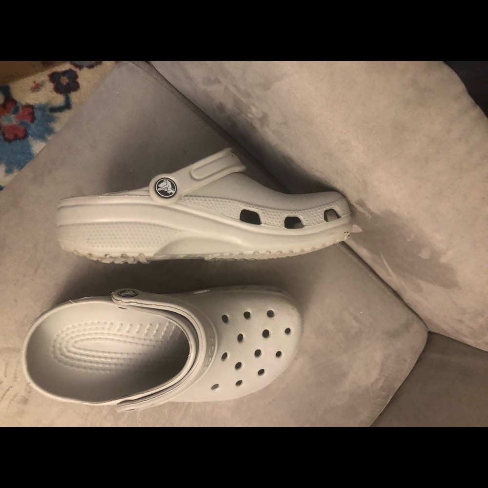 Crocs Classic clogs in gray